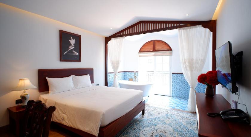 Phòng Có Giường Cỡ Queen Và Bồn Tắm Spa (Queen Room with Spa Bath)tooltipPhòng Có Giường Cỡ Queen Và Bồn Tắm Spa (Queen Room with Spa Bath)