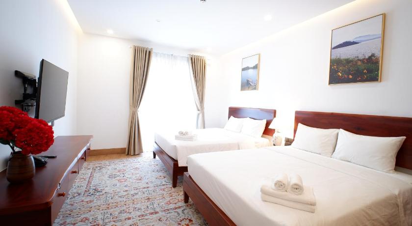 Phòng 2 Giường Đôi (Double Room with Two Double Beds)