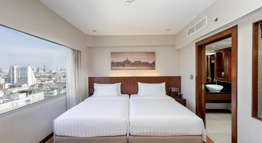 Image of 2 Twin Beds, Balcony Suite, River View 0
