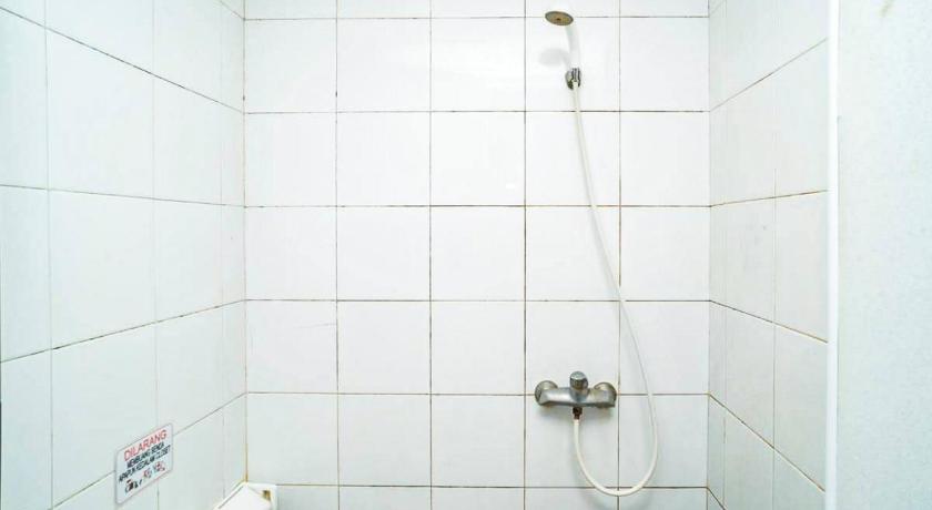 Image of RedDoorz Room 12