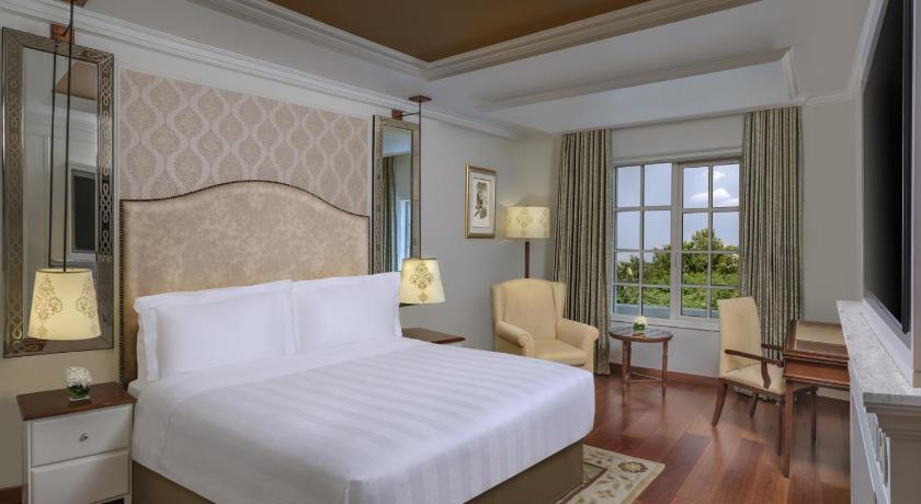 Image of Towers Queen Room 0