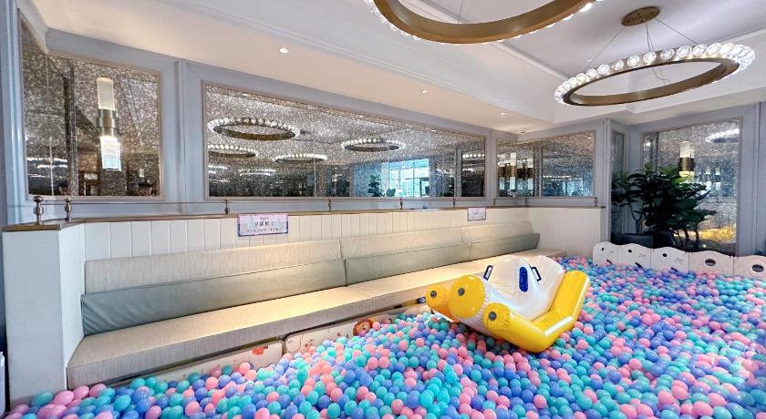 Mercure Chengdu Chunxi Taikoo Li - image 5