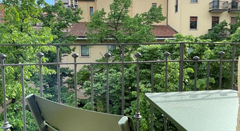 Фото: Three-Bedroom Deluxe Apartment - Separate Building 1