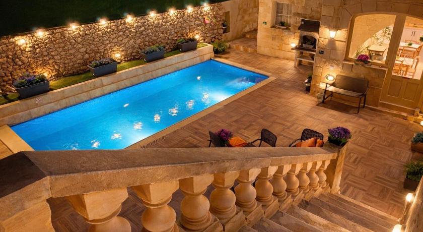 Ta' Matmura Boutique B&B