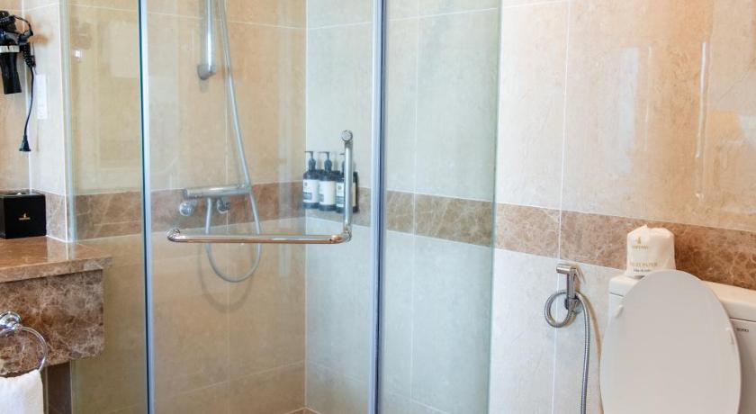 Image of Deluxe Twin Room 9