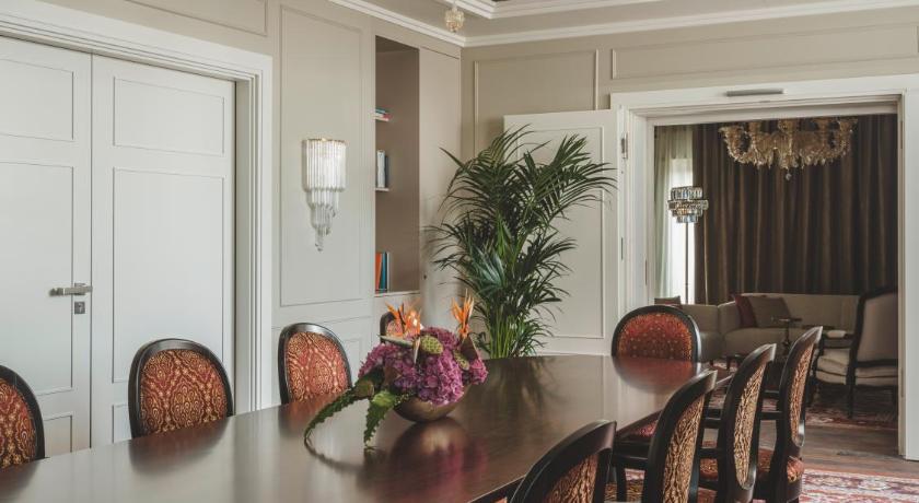 Image of Presidential Suite 4