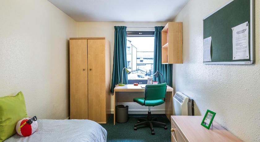 College Wynd Flats