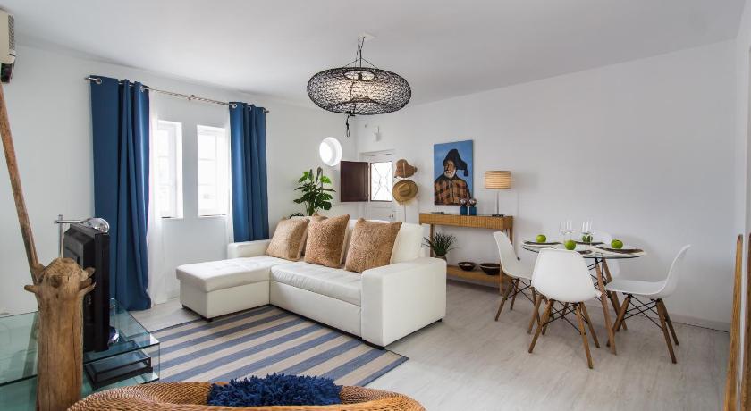 Beach And Mountain Apartment