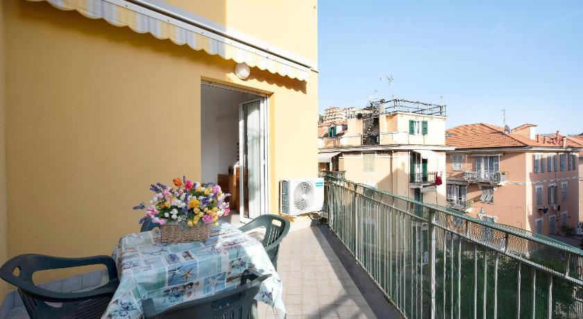 Trilocale Mazzini con 2 balconi