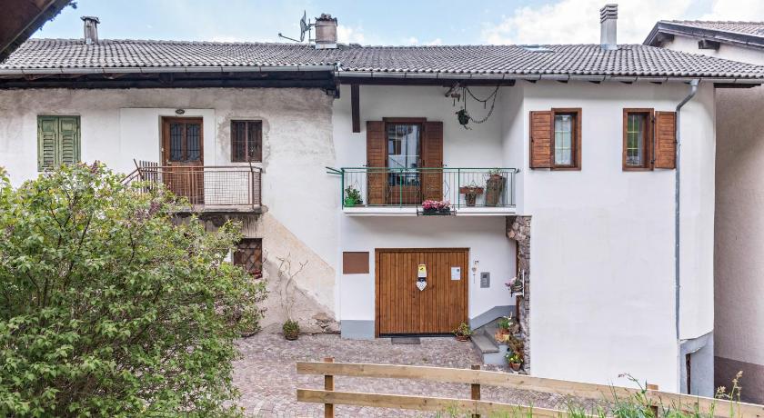 Casa Sicina Albina