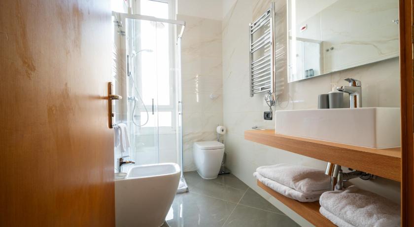 Фото: Небольшой двухместный номер с 1 кроватью (Small Double Room) 2