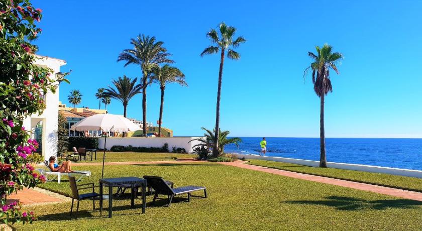 Sea Front Beach House Macarena A
