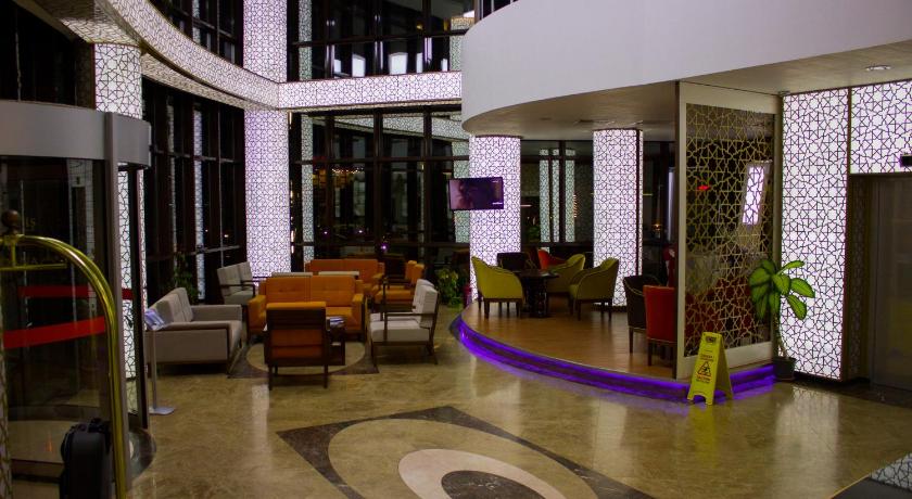 Yol İş Holiday Adana Otel