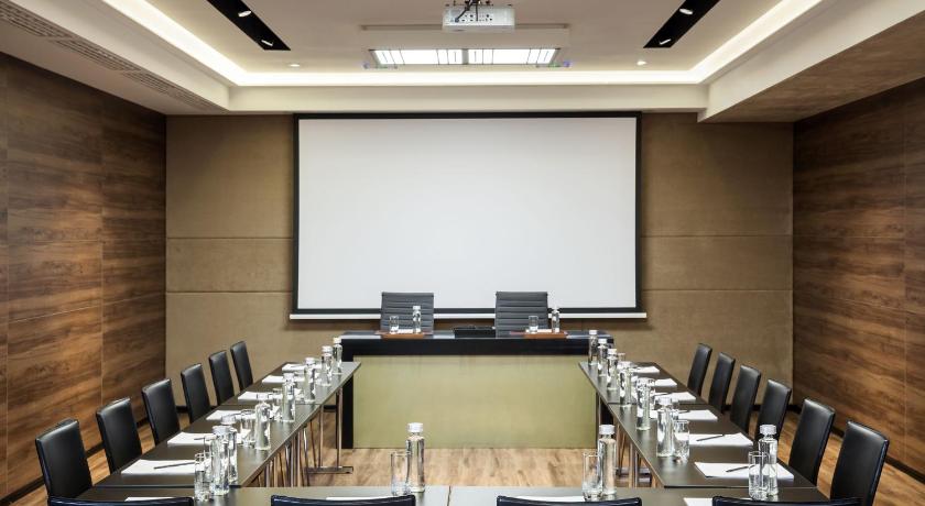 ベオグラード SAINT TEN Hotel 5つ星 ホテル 外観