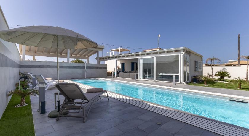 Villa Maria con piscina riscaldata