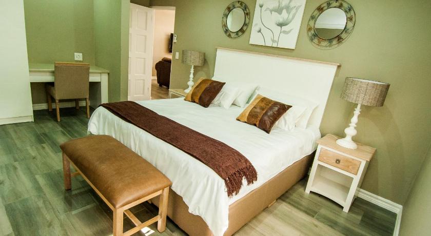 Deluxe King Room, Vanilla Guesthouse in Johannesburg