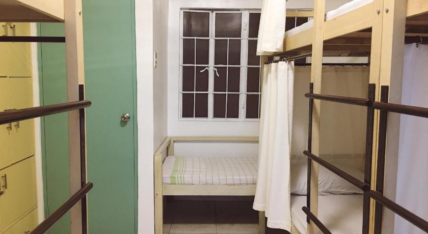 Kuva huoneesta 1 henkilö 6 vuoteen makuusalissa jaetulla kylpyhuoneella ‒ vain naisille (1 Person in 6-Bed Dormitory with Shared Bathroom - Female Only) 2