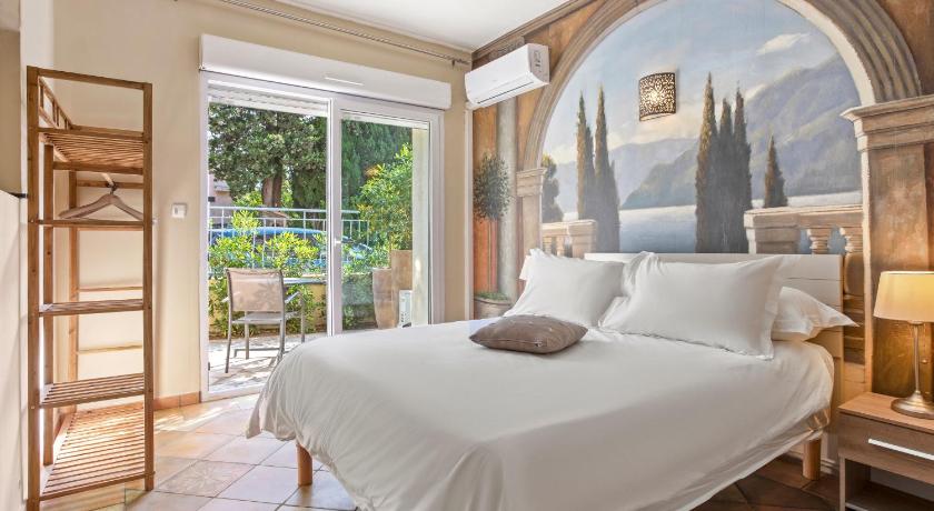 Image of Villa with Sea View 3