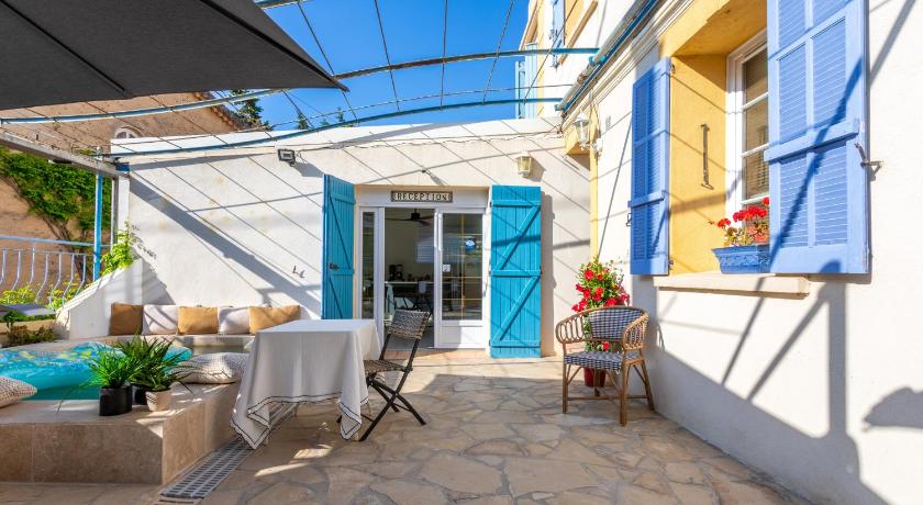 Image of Villa with Sea View 13