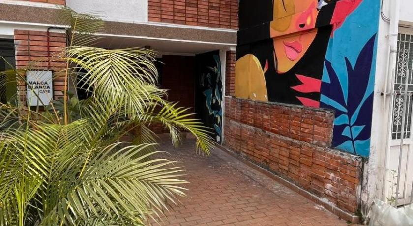 Fardo Hotel Boutique en ibague - Zona Cadiz - Recepcion Digital 24H