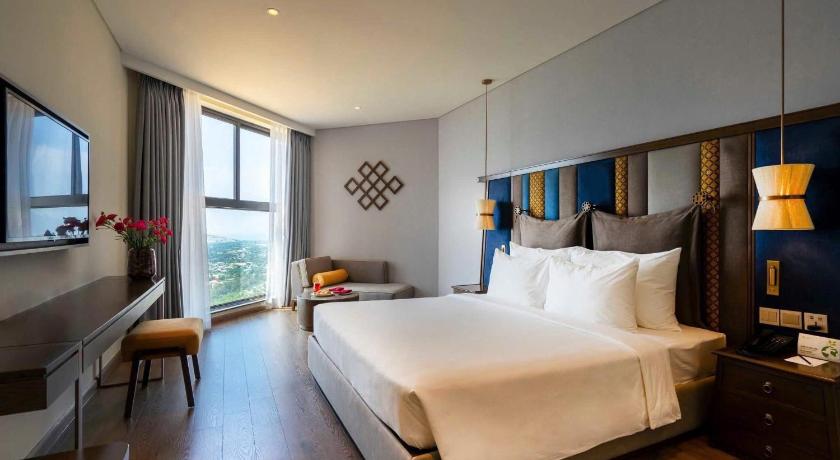 Image of Deluxe Double Room with Sea View 0