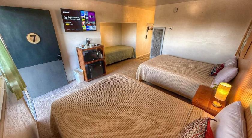 Lucky Seven Shared Kitchen, Sleeps 4 Mokee Motel