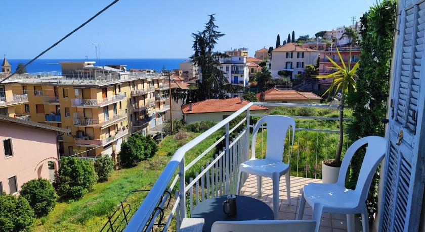 Oniblu Vista Mare e Terrazzo - Arma di Taggia