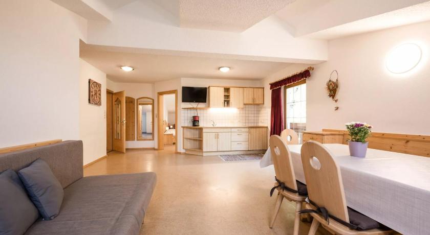 Angererhof - Appartement Anton