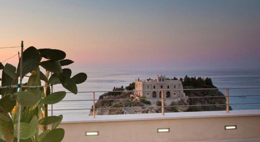 TROPEA VETERA Luxury Home - Casa Forno1638 - image 2