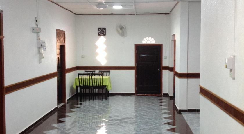 Image of Three-Bedroom House 5
