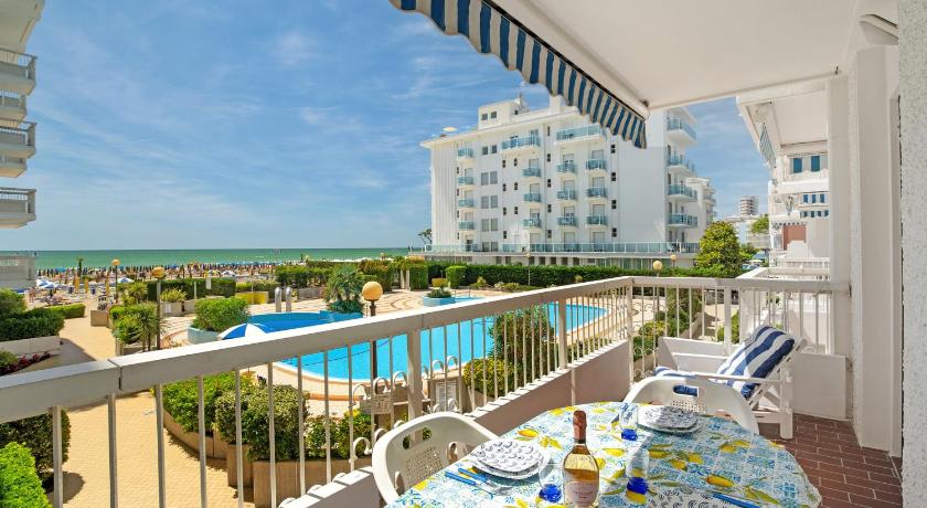 Relaxing Sea View Pool I Immobilux