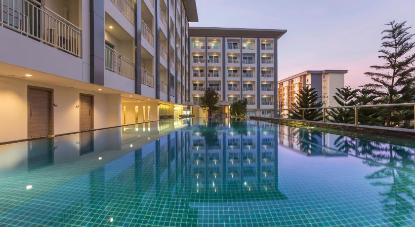촌부리 Kantary Hotel and Serviced Apartments Amata Bangpakong  4つ星 ホテル 外観