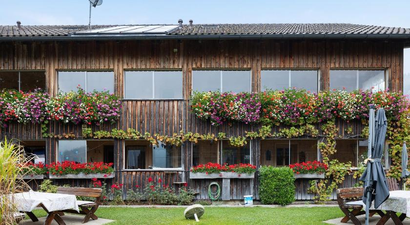 Haus Vogel