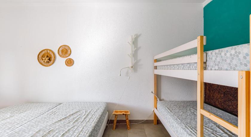 Sublime Sun & Van by Meco Stays - image 31