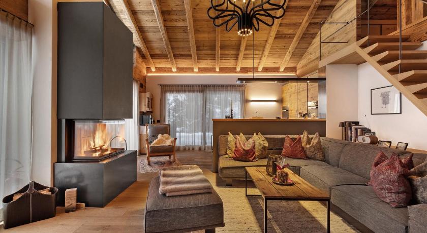 K Lodge Mountain