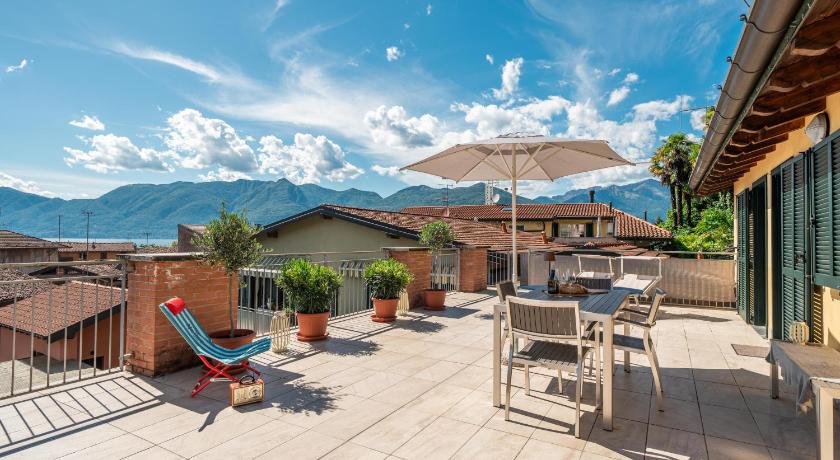 Central Penthouse Luino