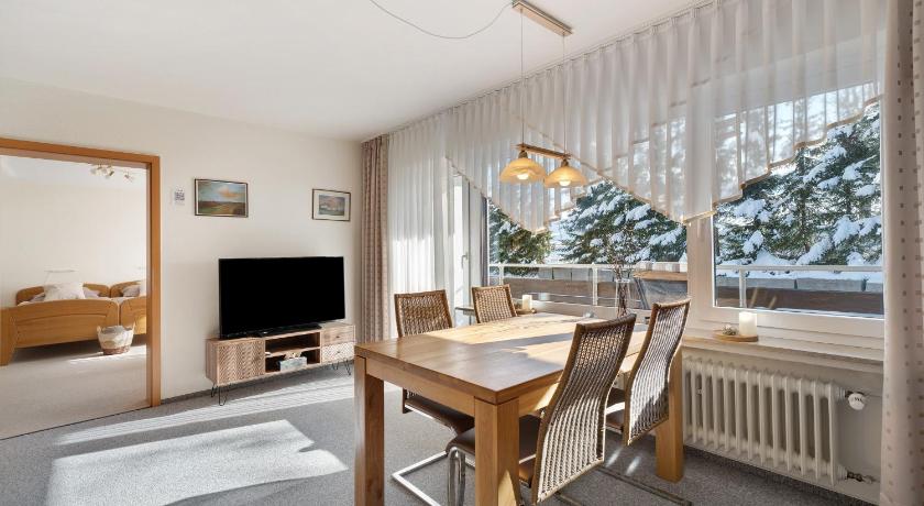 Fw mit Schwimmbad, Sauna, Smart-tv