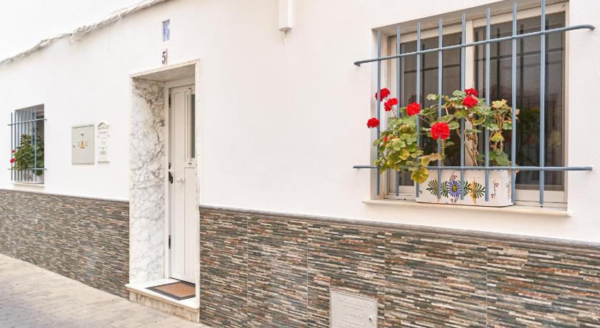 Apartment 250 M from the beach