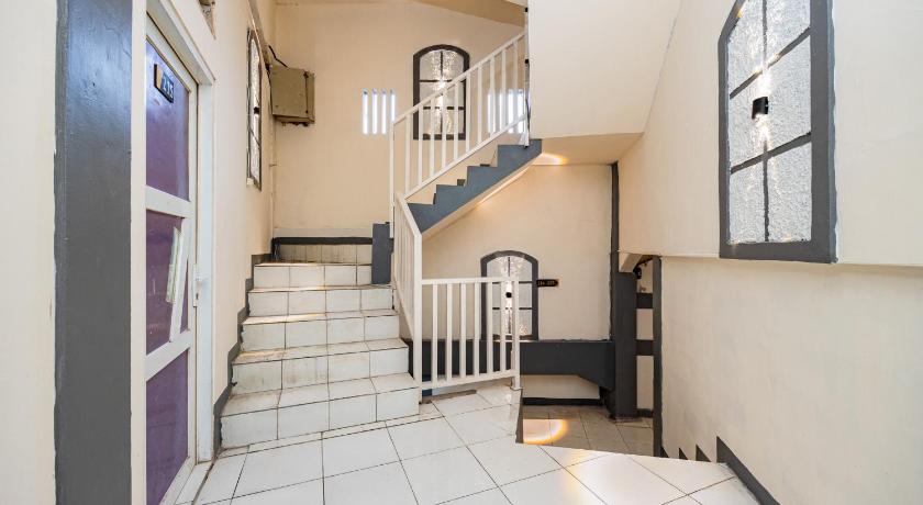 Simple Hotel Bogor RedPartner – Bogor, ID