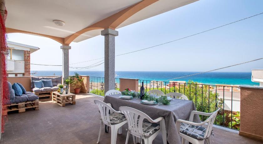 Family Beach apartment