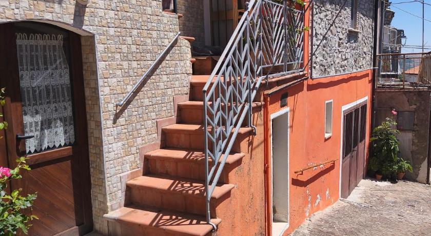 La Casa Arancione
