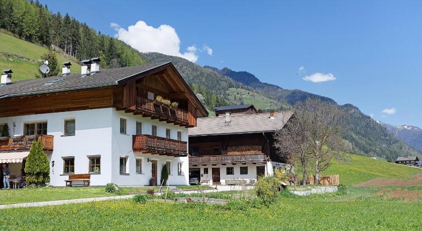 Klamperhaus-Hof