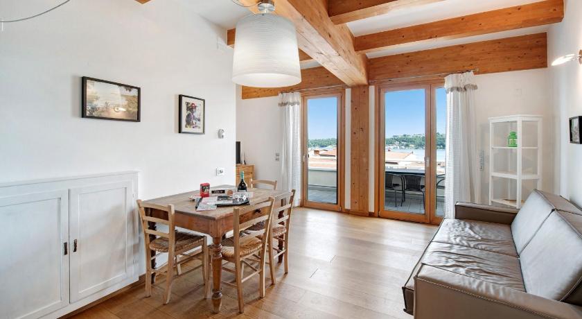 Appartamento Rocchetta Flat