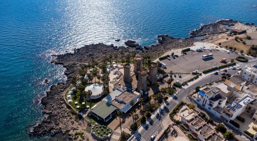 Anna's Sea House