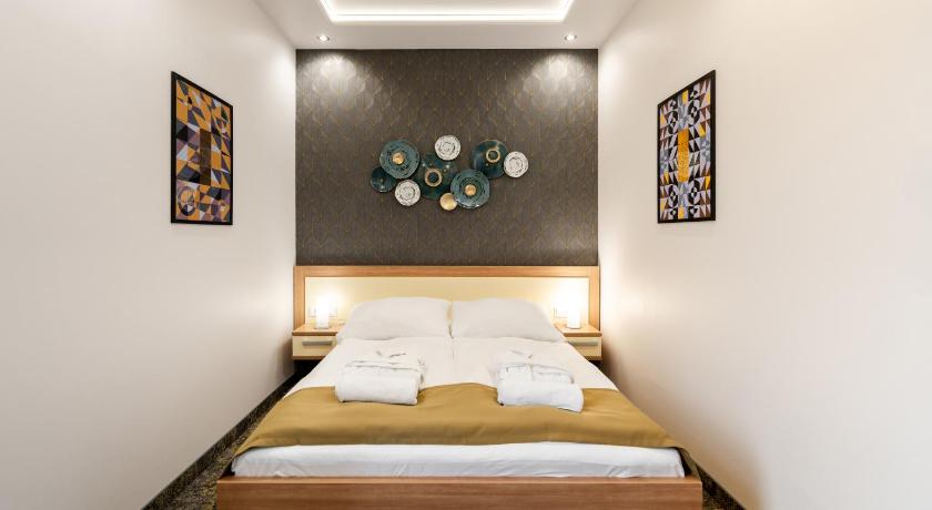 Image of Suite 10