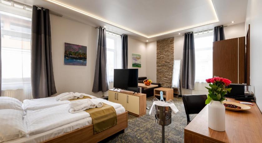 Image of Superior Twin Room 0