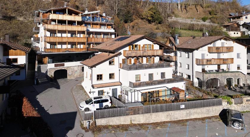 Haus Peer Burgeis