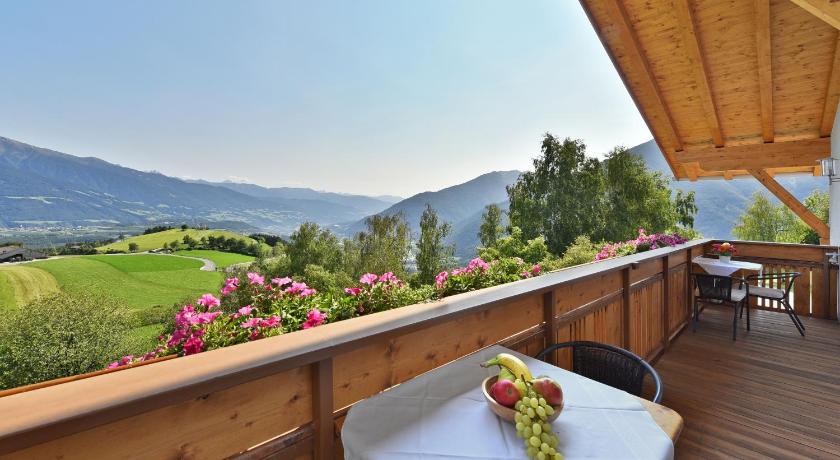 Apartment Dolomitenblick