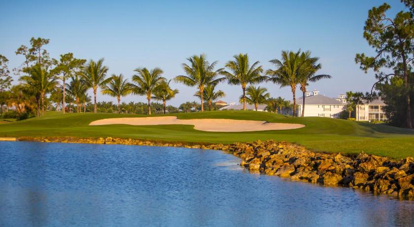 GreenLinks Golf Villas at Lely Resort