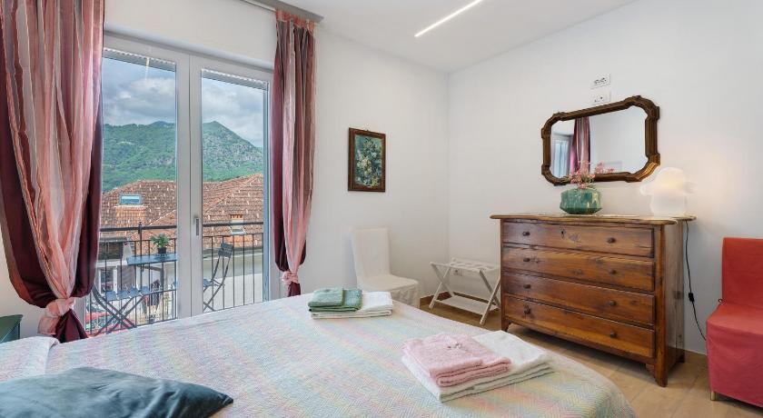 Casa Lago Vicky